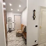 Pegli Apartment *