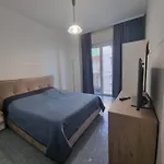 Pegli Apartment *