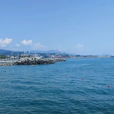 Pegli 아파트 *